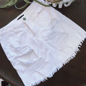White denim skirt